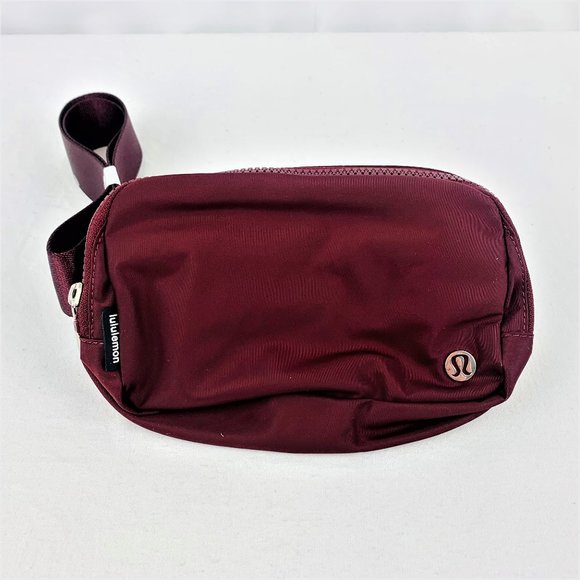lululemon athletica Bags New In Packaging Lululemon Everywhere Belt